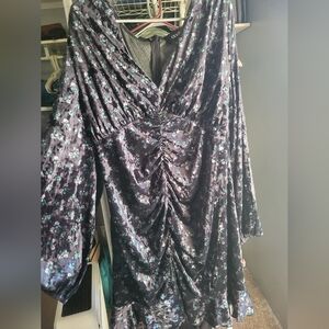 Cider 4x stretch velvet rucheted floral dress